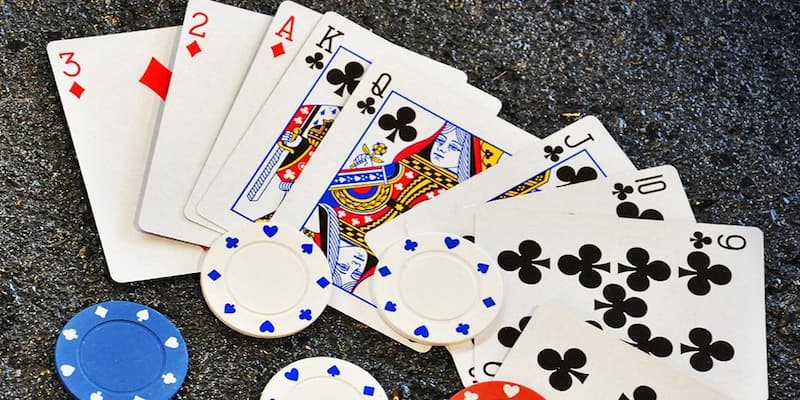 Cách Chơi Bài Mậu Binh 77Bet - Bí Quyết Thắng Lớn Rinh Thưởng Khủng 2 Tìm hiểu sơ lược về mậu binh cùng cách chơi bài mậu binh